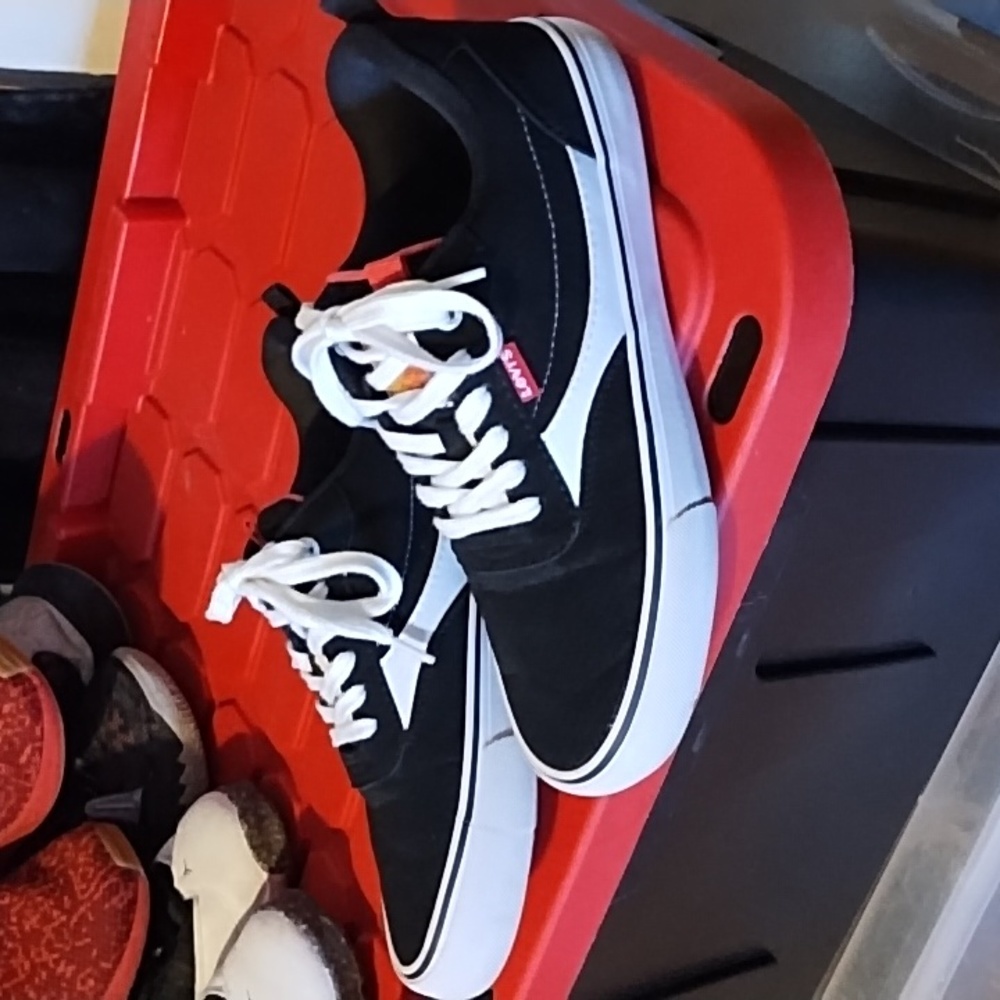 Levis sneakers
